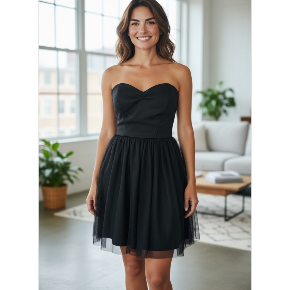 142-Moon Collection Black Strapless Mini Dress